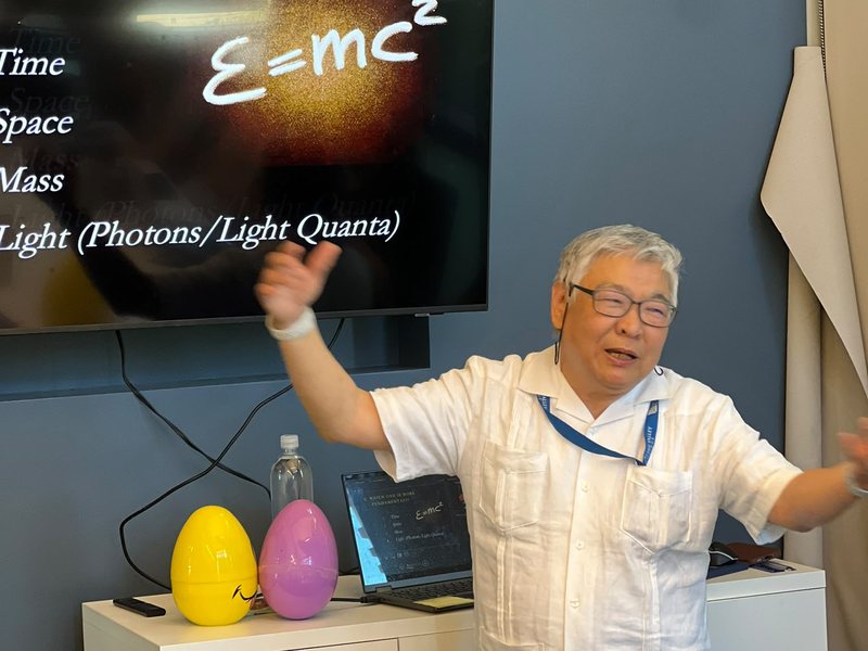 Week 1 · KS Huang on quantum concepts