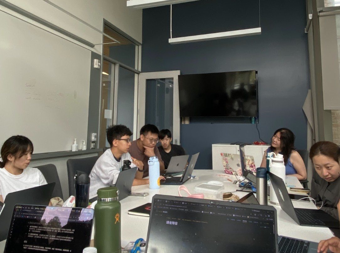 Professor Iris Yang leads participants through a 