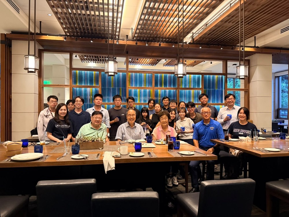 A group dinner during Week 8